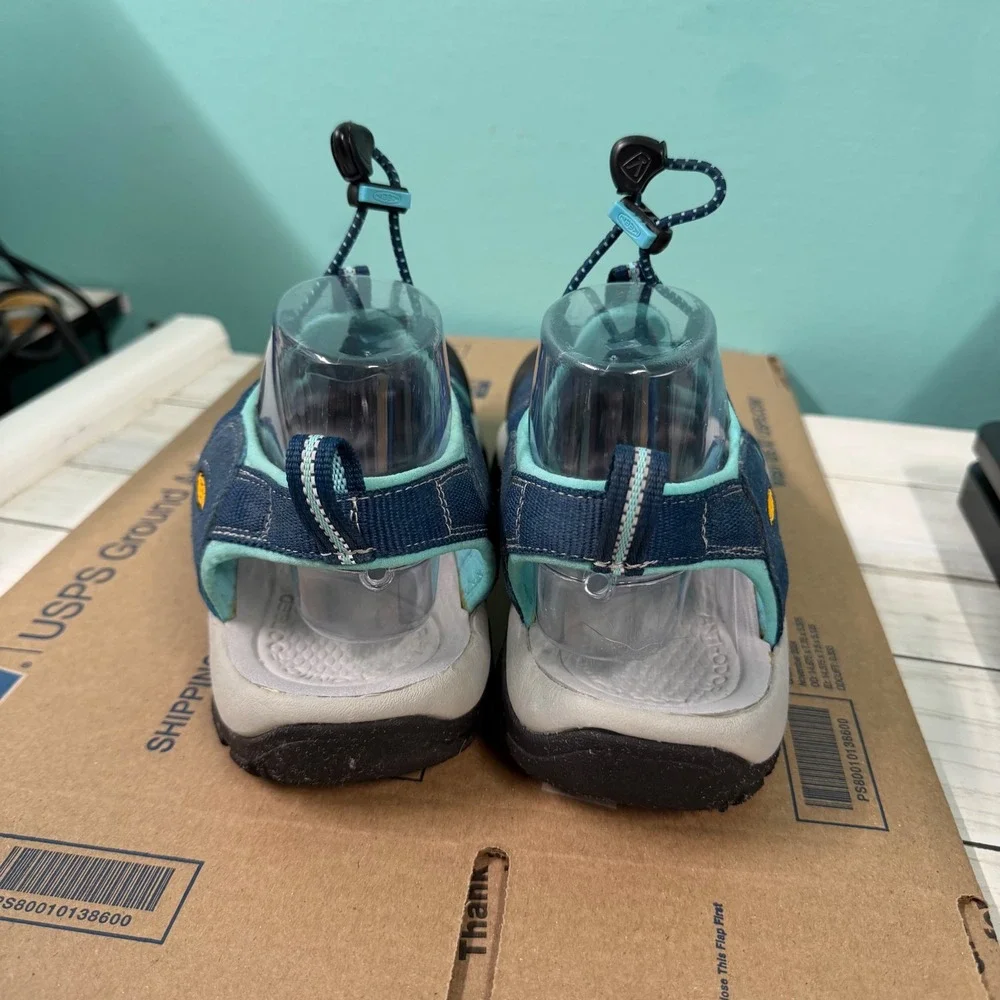 Keen Newport H2 Sandals Womens 11 Blue Teal Waterproof Hiking Sport Closed Toe